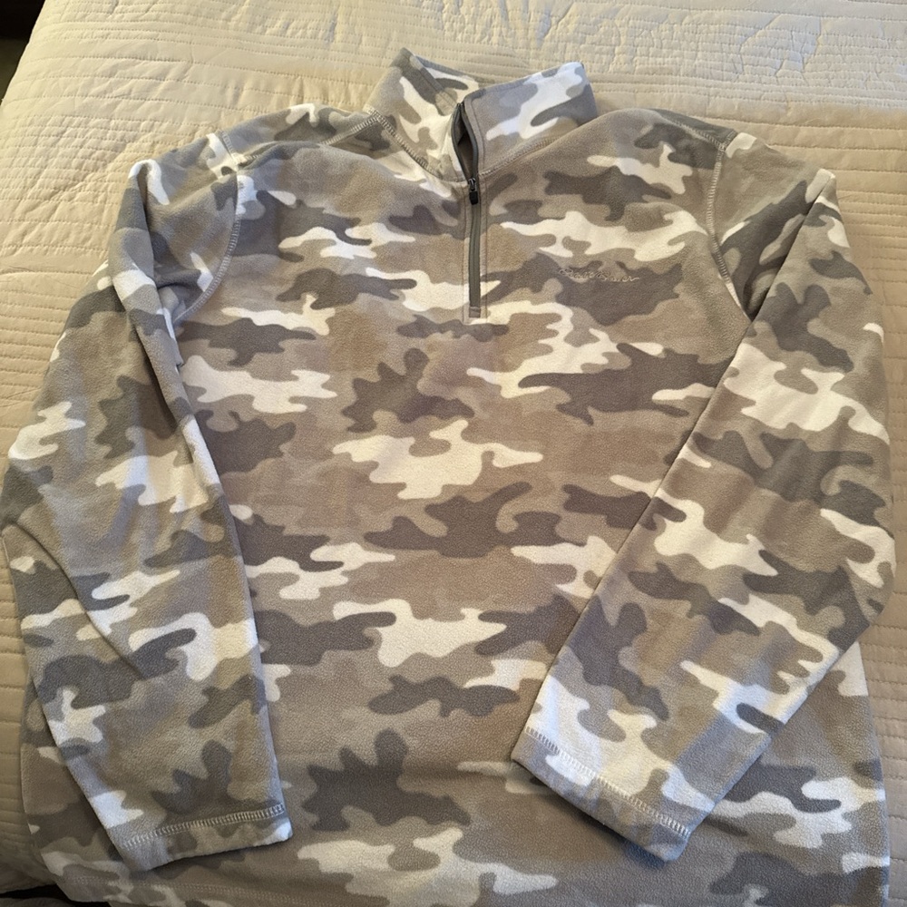 Eddie Bauer Camo Fleece Top in Gray and Tan